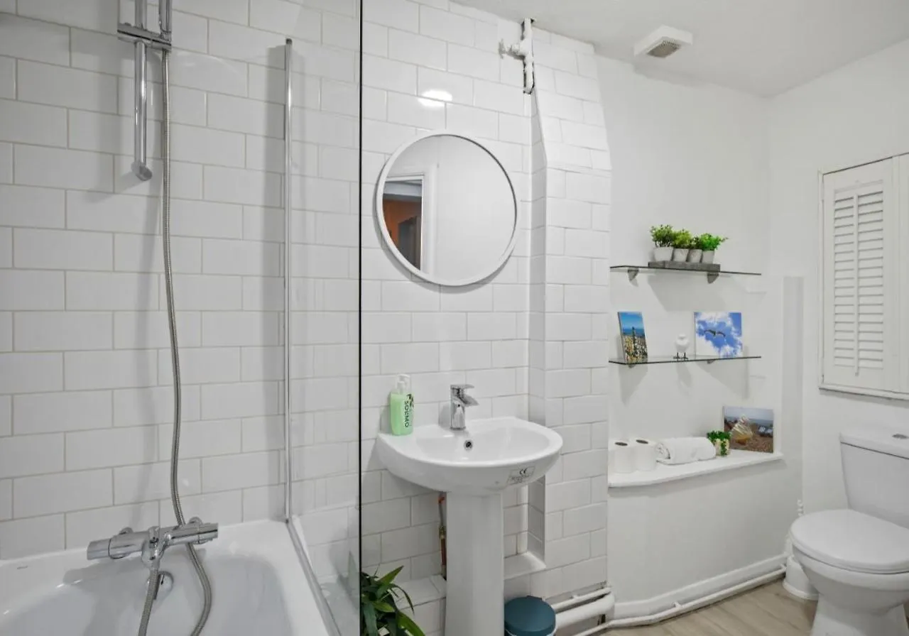 Hampton Hideaway By My Getaways Daire Brighton